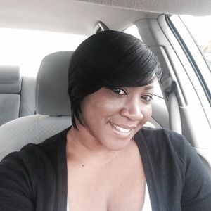 Meet your Posher, Latoya